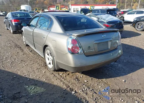 2005 Nissan Altima 3.5 Se from USA, damaged, VIN 1N4BL11E95N418587